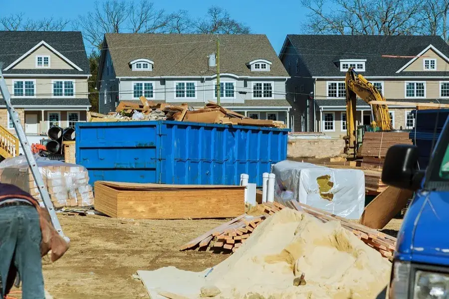 Coordinating Trash Removal With Other Remodeler Tasks La Vernia, TX Coordinating Trash Removal With Other Remodeler Tasks La Vernia, TX
